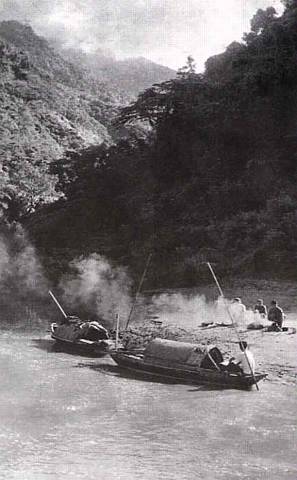 Bữa cơm Trước khi ngược dòng sông Lô 1968