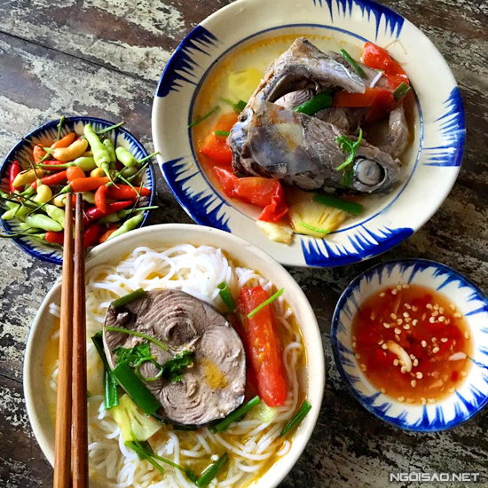 Bún Cá Ngừ                                                                                                                                            