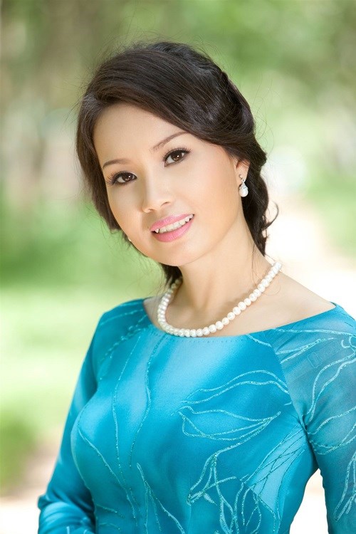 Bạc Trắng Lửa Hồng