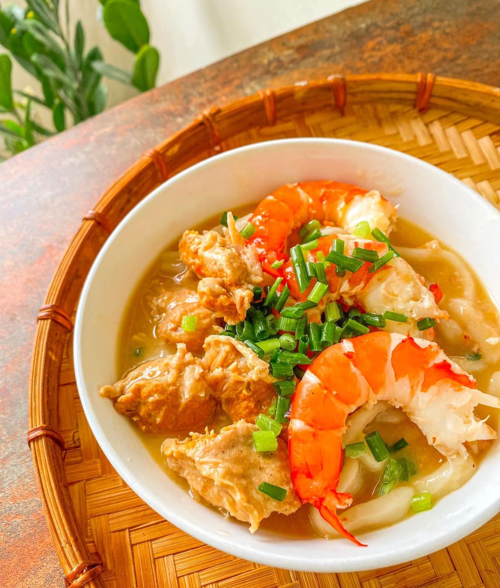 Bánh Canh Tôm Cua                                                                                                                                     