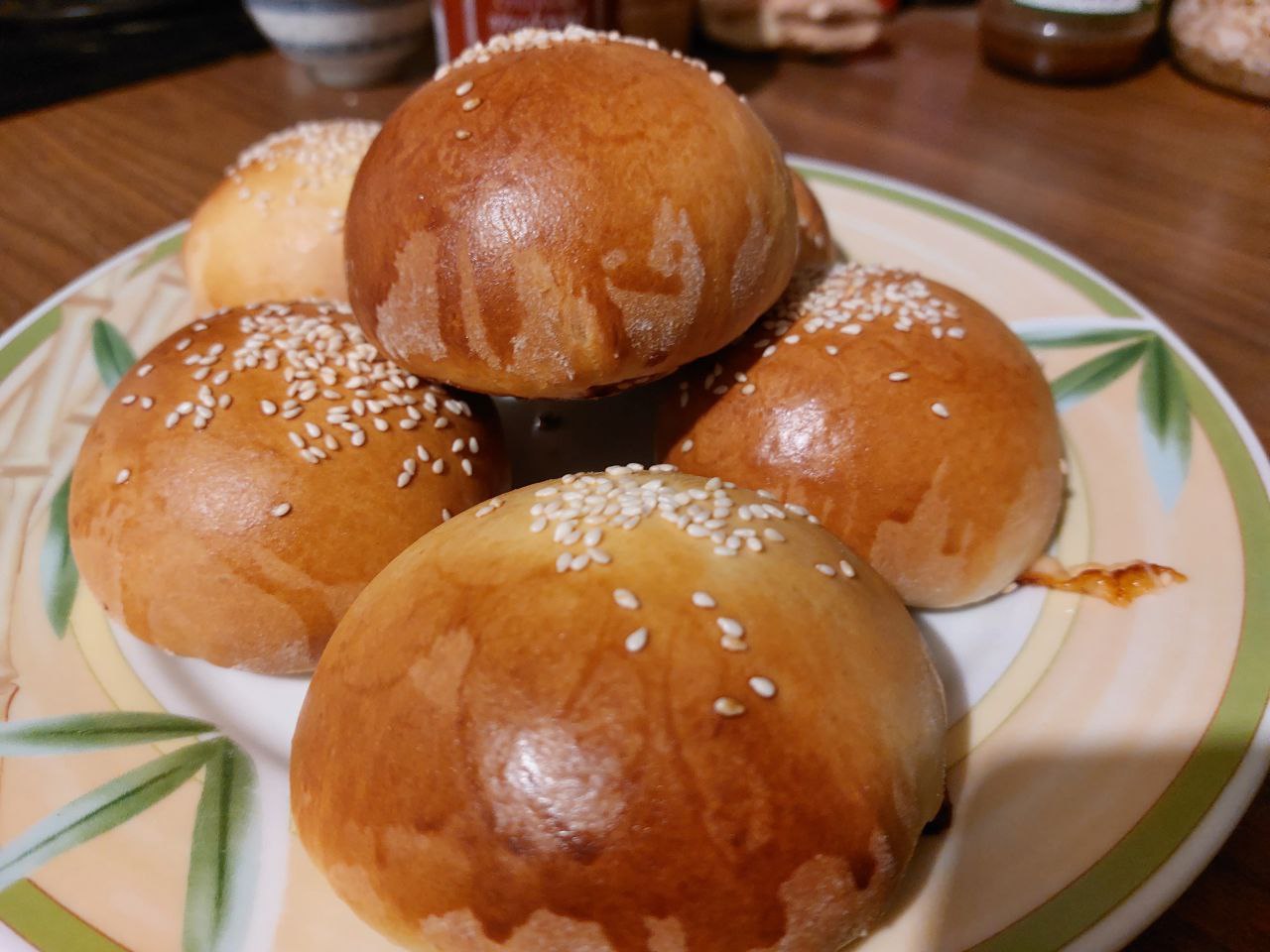Cheeseburger (Bánh Mì Nhân Thịt Và Phó Mát)                                                                                                           