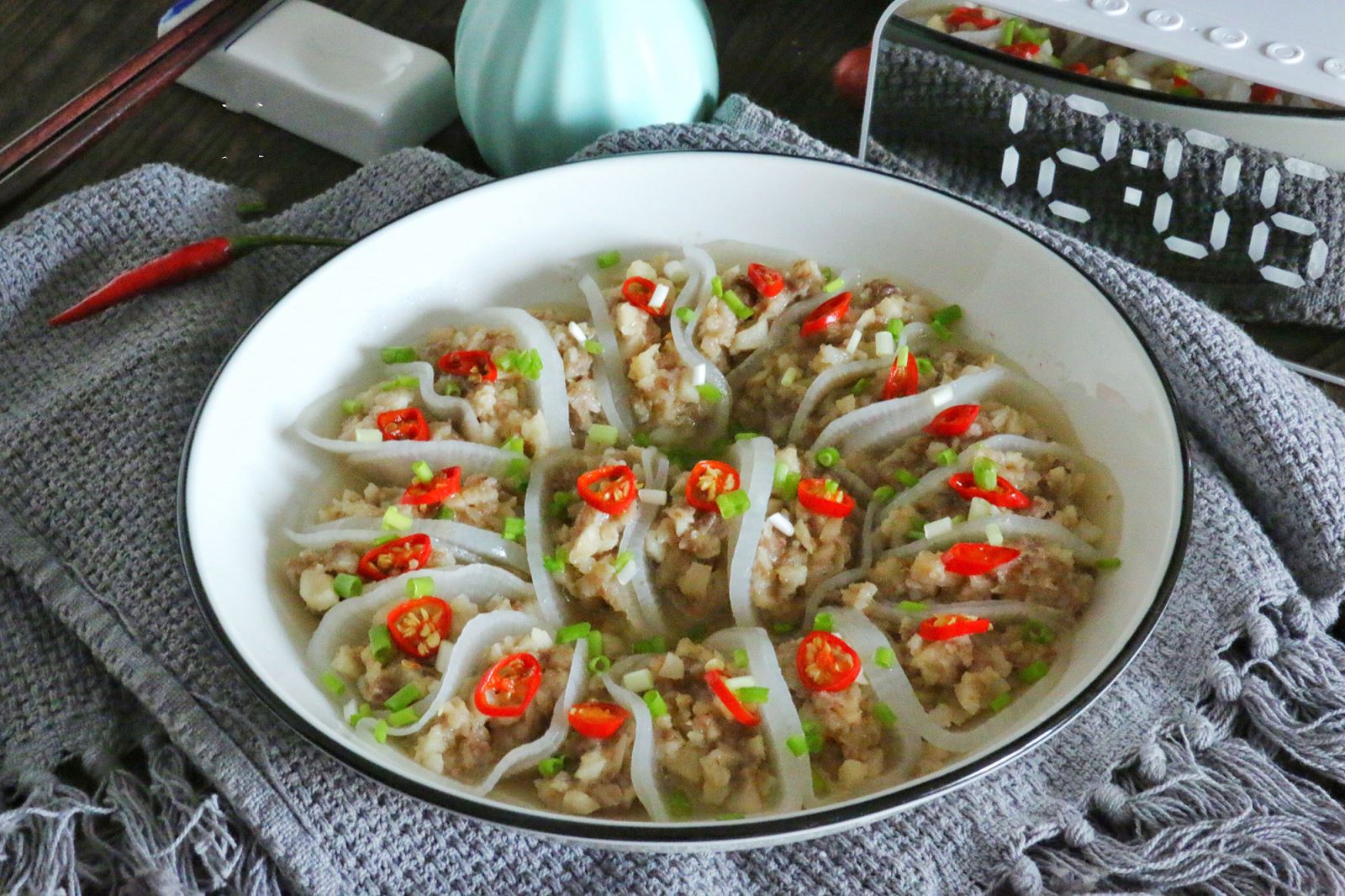 Củ Cải Trắng Hấp Thịt Bằm                                                                                                                             