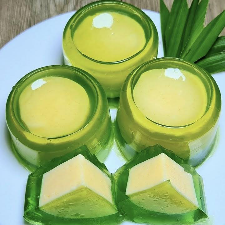 Bánh Flan Rau Câu Lá Dứa                                                                                                                              