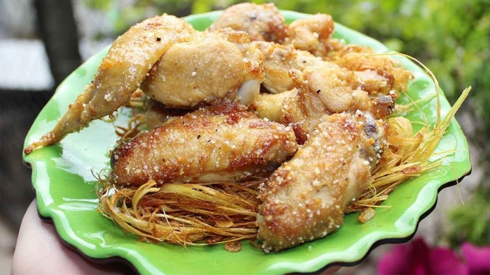 Gà Rang Muối                                                                                                                                          