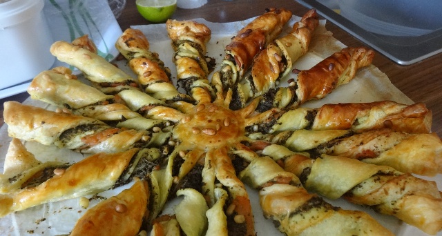 Bánh Mặt Trời                                                                                                                                         