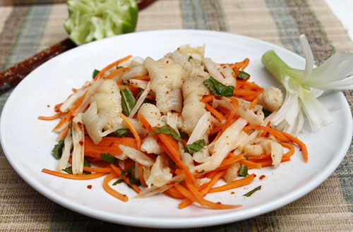 Nộm Chân Gà Ngó Sen                                                                                                                                   