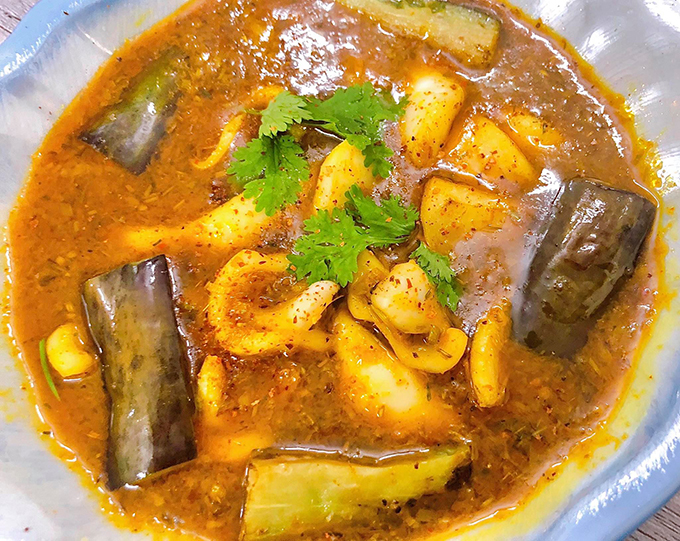 Mực Kho Sả Ớt Cà Tím                                                                                                                                  