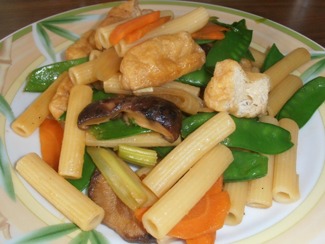 Nui Xào Tàu Hủ                                                                                                                                        