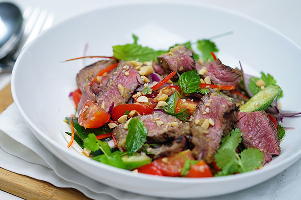 Gỏi Bò Kiểu Thái                                                                                                                                      