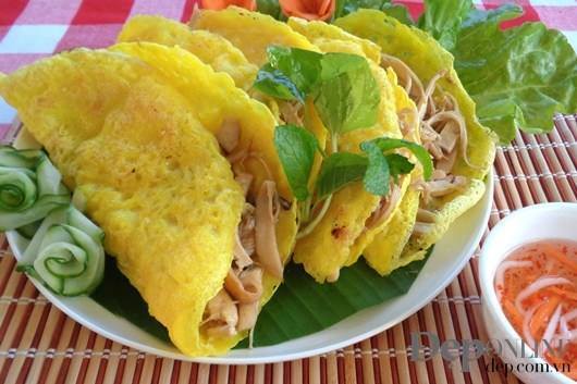 Bánh Xèo Chay                                                                                                                                         