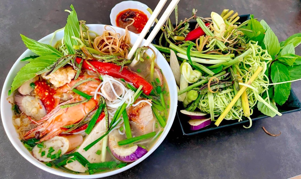 Bún Mắm                                                                                                                                               