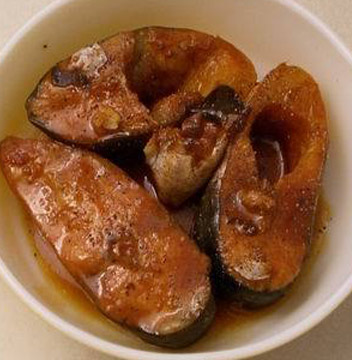 Cá Basa Kho Tộ                                                                                                                                        
