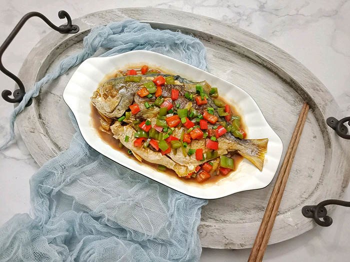 Món Cá Chim Om Ớt Chuông                                                                                                                              