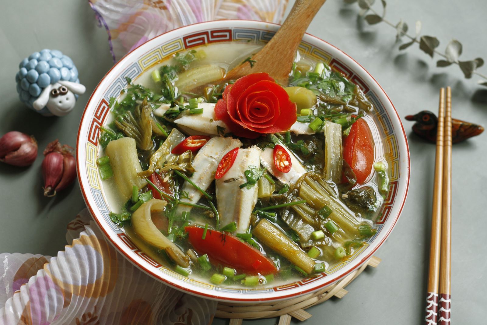 Canh Chua Cá Mai                                                                                                                                      