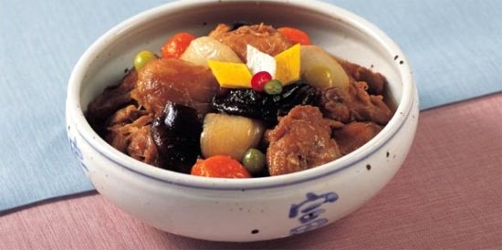 Gà Om Kiểu Hàn                                                                                                                                        