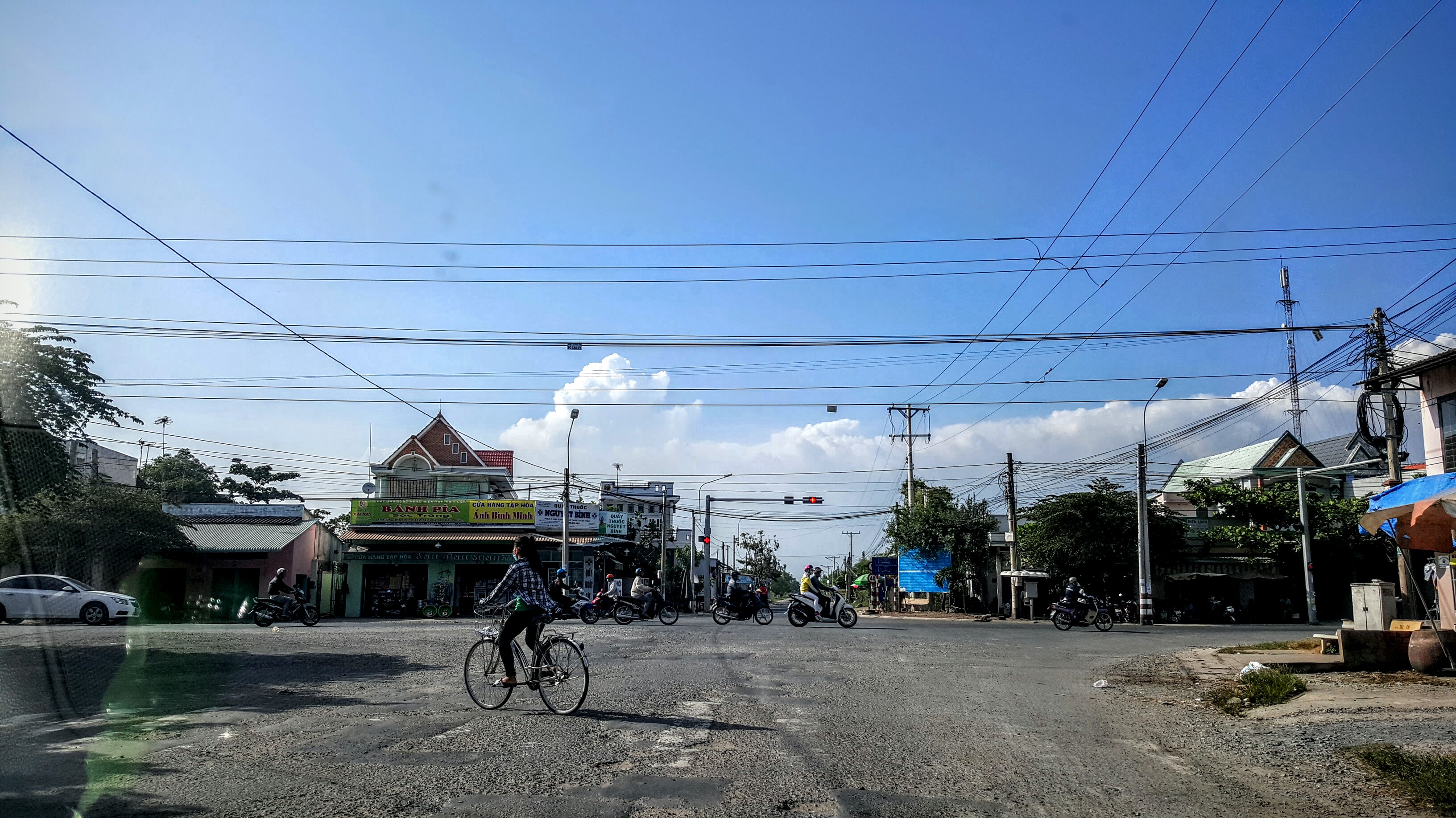 Lá Rơi Cuối Chiều