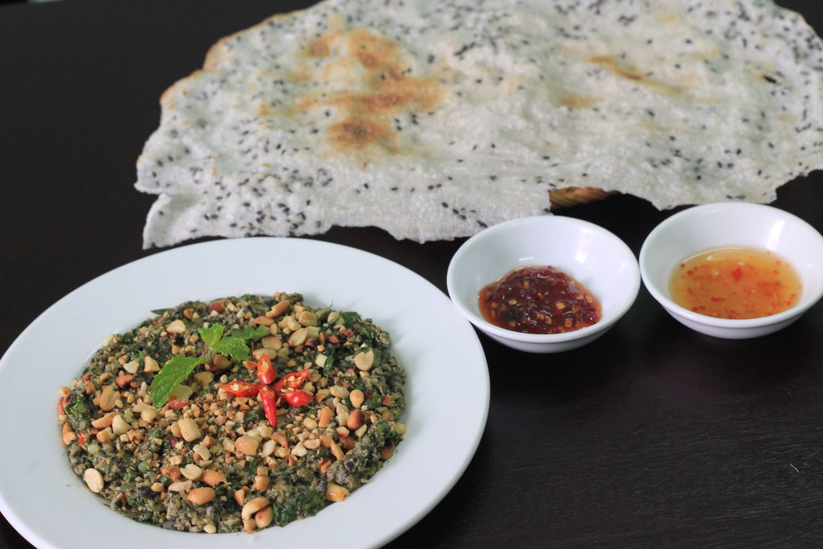 Hến Xào Xúc Bánh Tráng                                                                                                                                