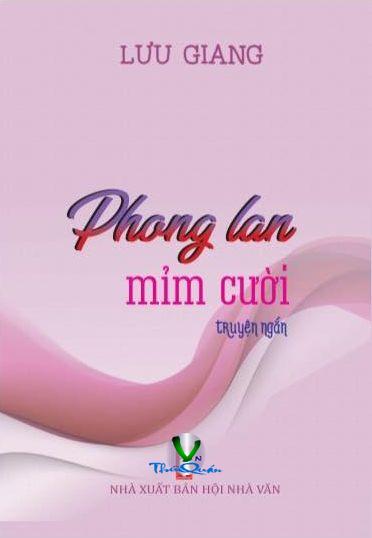 Phong Lan Mỉm Cười