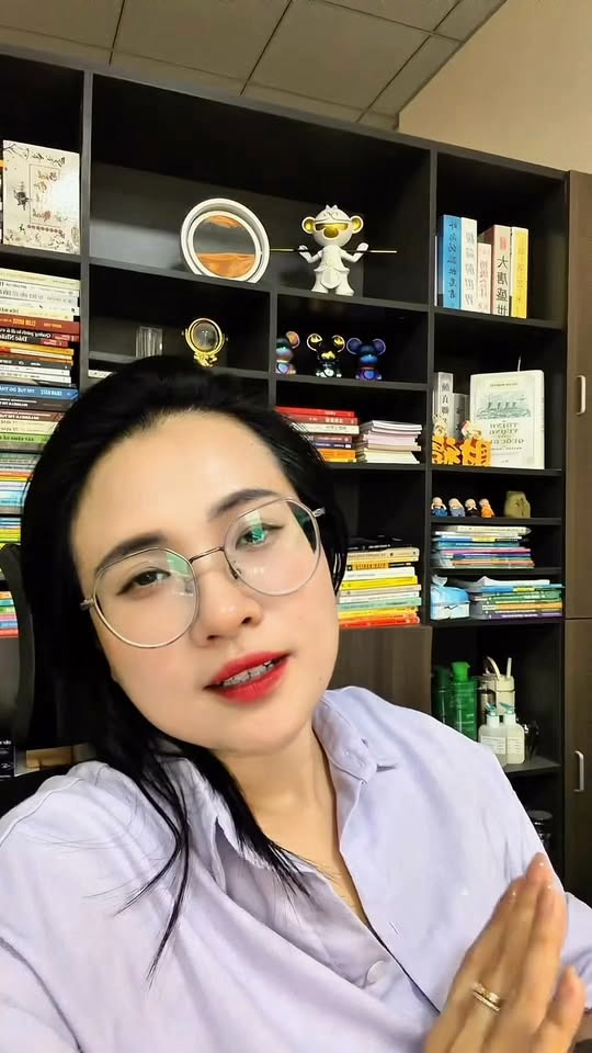 Ảnh bìa review