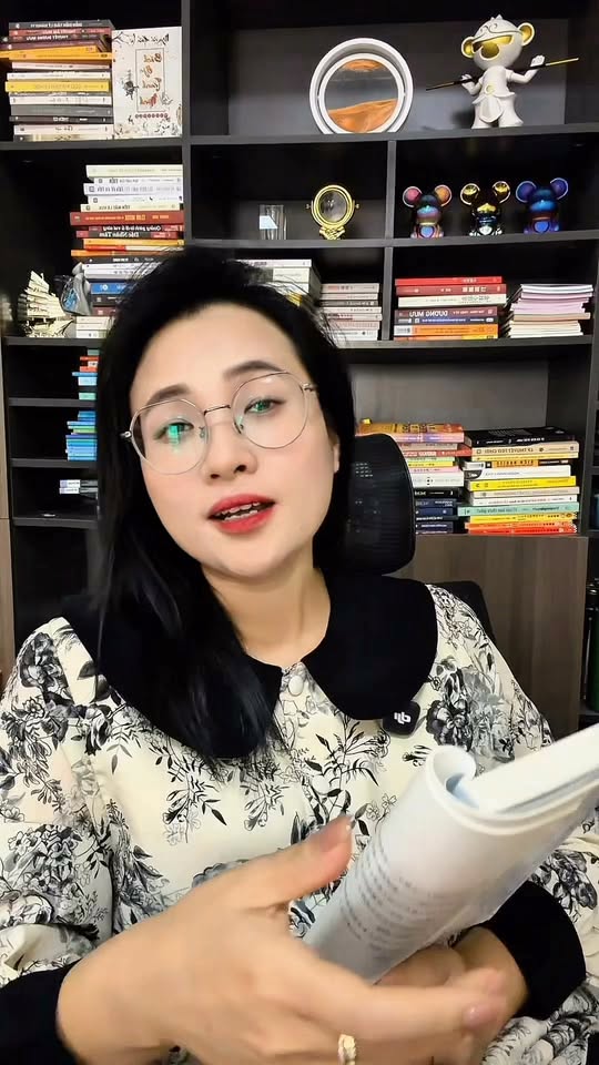 Ảnh bìa review