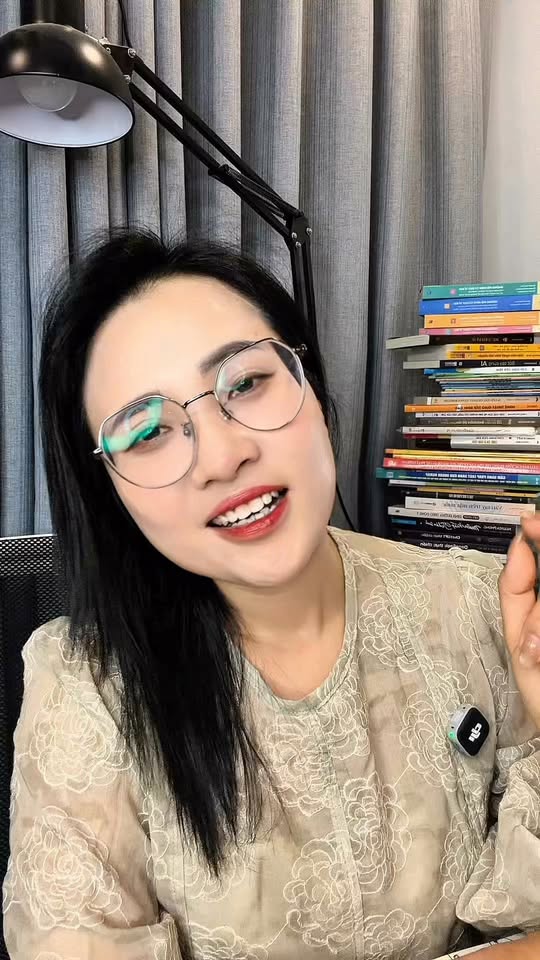 Ảnh bìa review