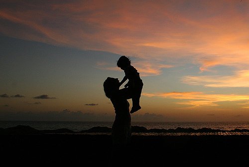 Mẹ Về Đất Đá Đơm Hoa 